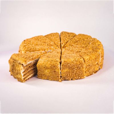 Торт "Медовик" 1,4кг Чизберри (12х 116гр)