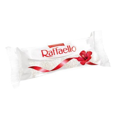 Конфеты в коробке Raffaello с цельным миндальным орехом в кокосовой обсыпке, 40 г