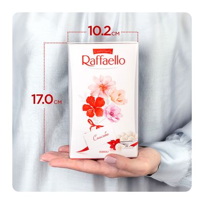Конфеты в коробке Raffaello с цельным миндальным орехом в кокосовой обсыпке, 70 г