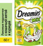 Лакомство для кошек Dreamies MIX подушечки с мятой и курицей, 60г